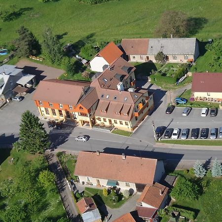 胡巴库酒店 Kostelec nad Orlicí 外观 照片